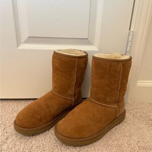 Women’s Classic Short UGG